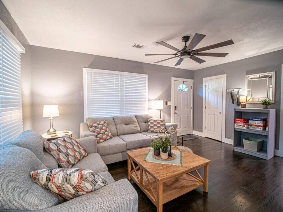 Homey Bungalow Convenient To Marietta And I-75! Luaran gambar